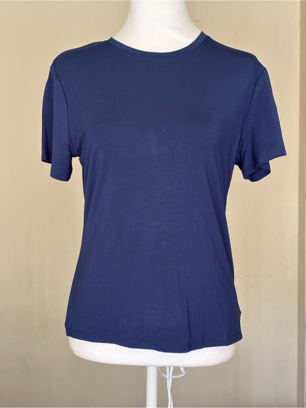 NWT Classic Navy Short-Sleeve Crew Neck Top - Women